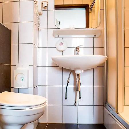 Ξενοδοχείο Owl 3*