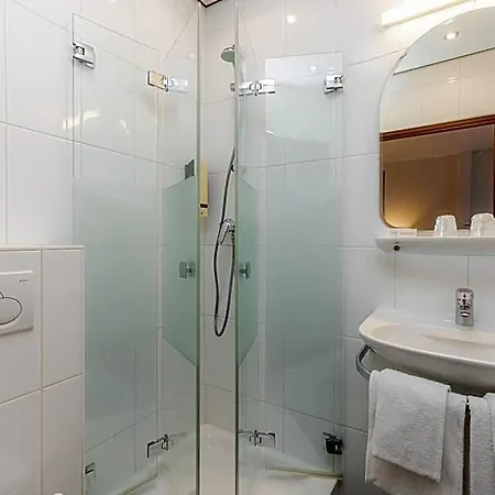 Hotel Owl 3*