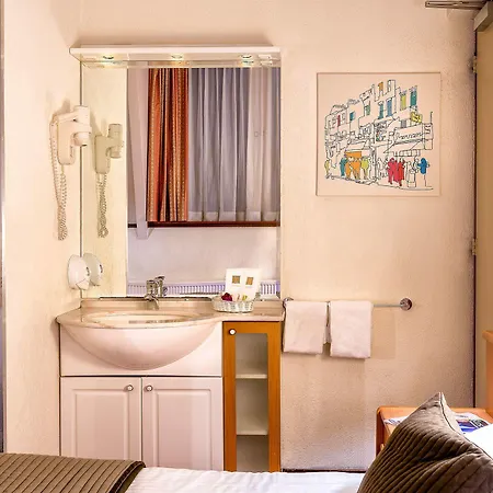 Hotel Owl