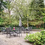 猫头鹰酒店 酒店